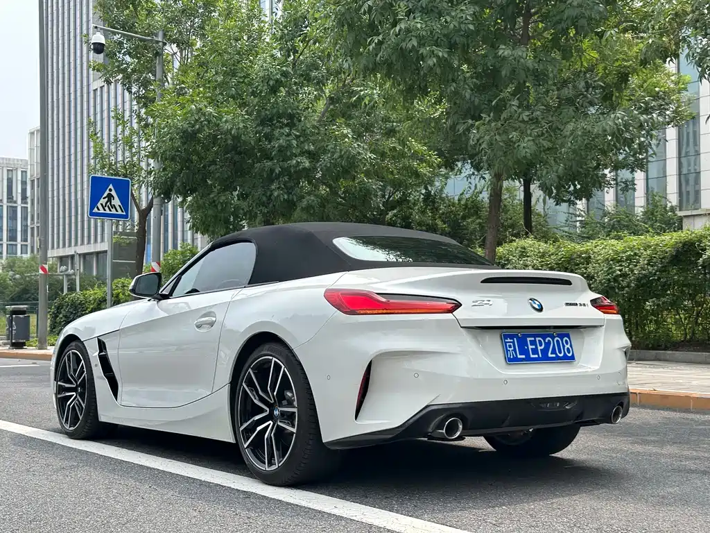 BMW Z4 2021 — фото 14