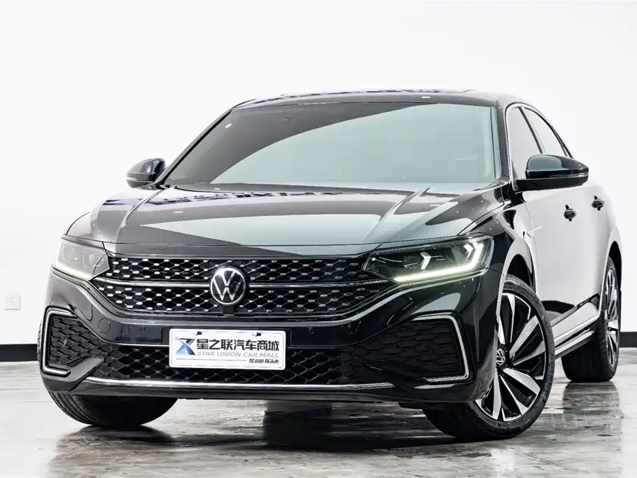 Volkswagen Passat 2022 — фото 2