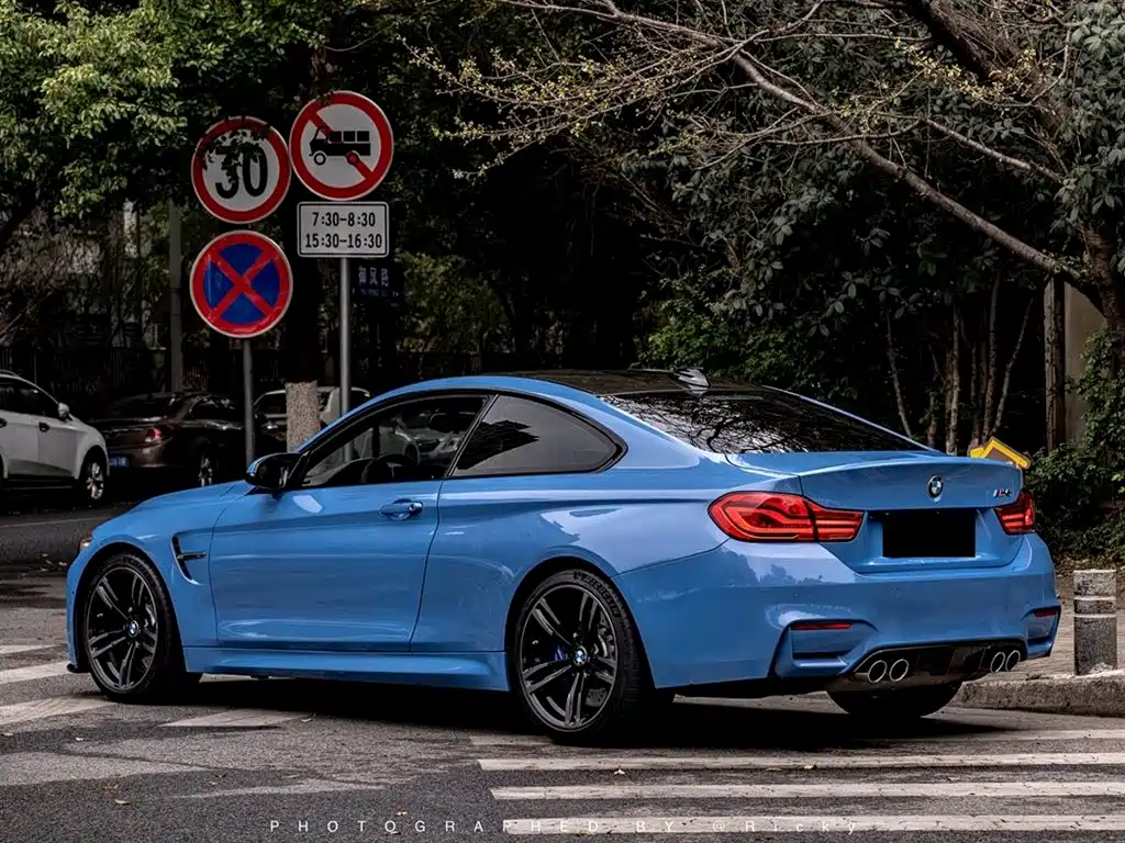 BMW M4 2017 — фото 15