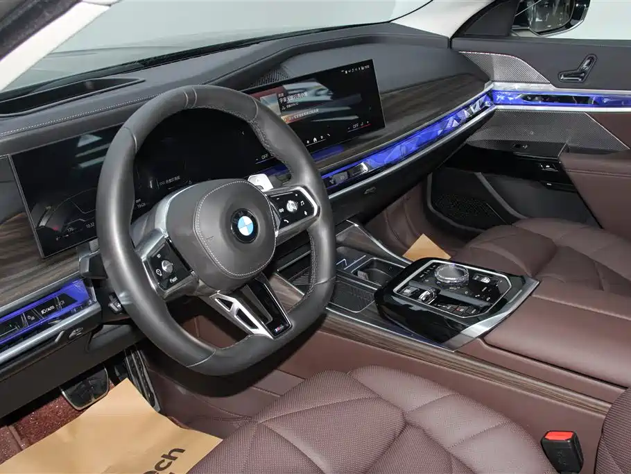 BMW 7 Series 2025 — фото 23