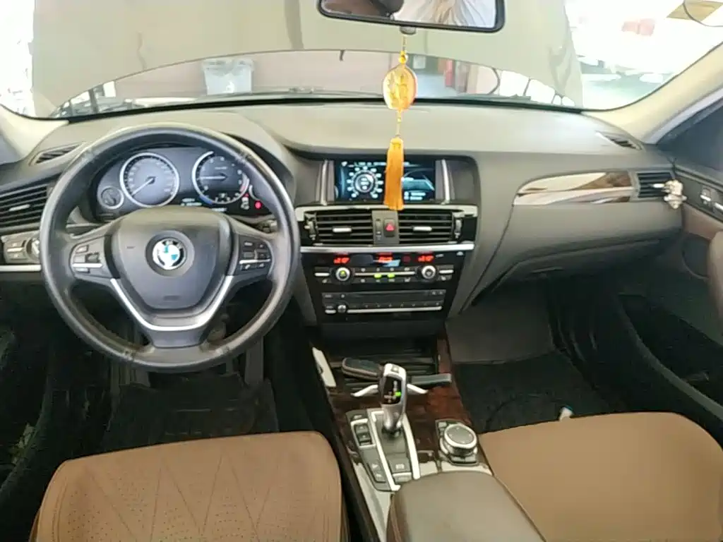 BMW X3 2015 — фото 10