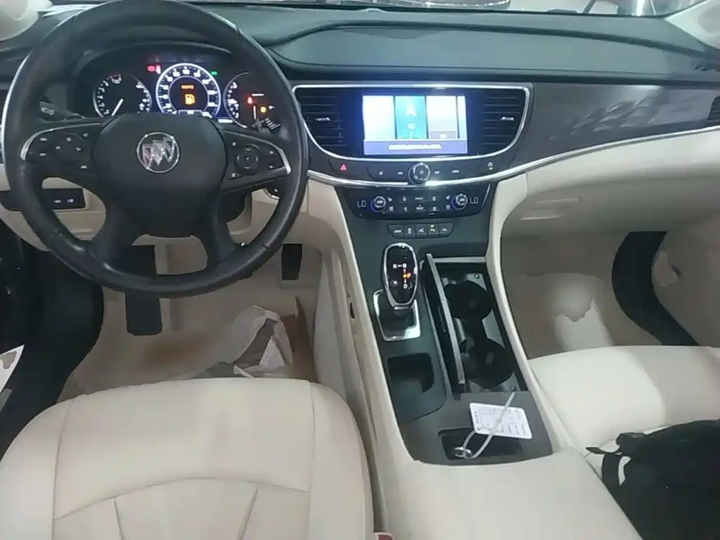 Buick LaCrosse 2022 — фото 10