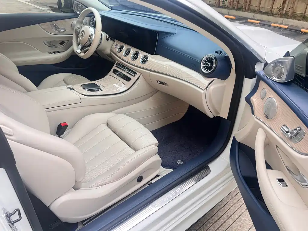 Mercedes-Benz E-Class 2020 — фото 21