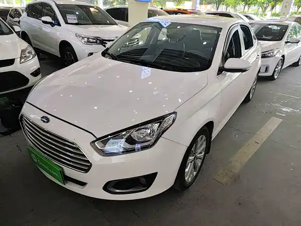 Ford Escort 2015