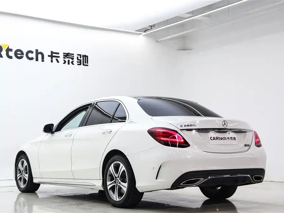Mercedes-Benz C-Class 2019 — фото 6