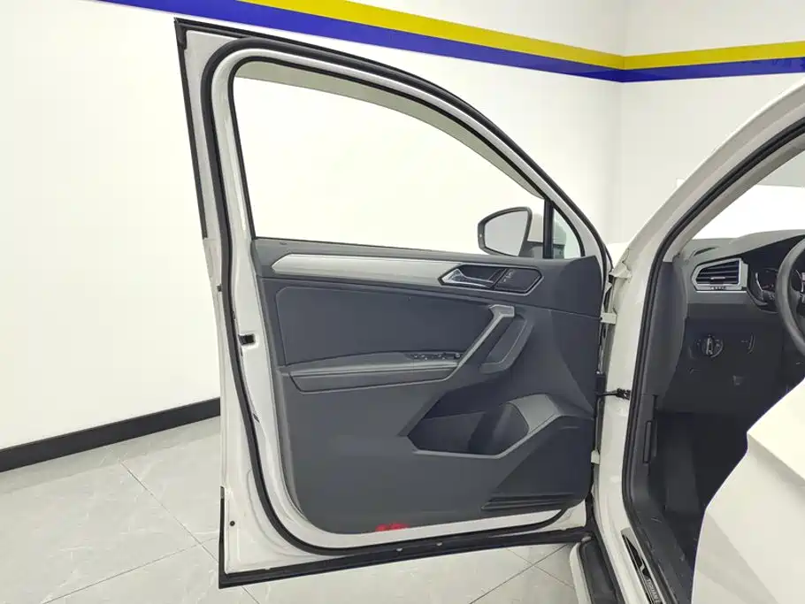 Volkswagen Tiguan L 2017