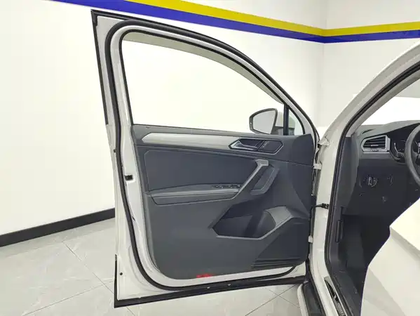Volkswagen Tiguan L 2017