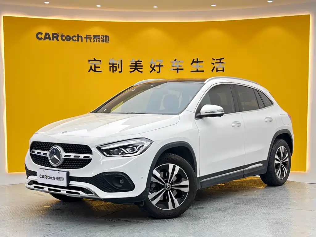 Mercedes-Benz GLA 2022 — фото 1