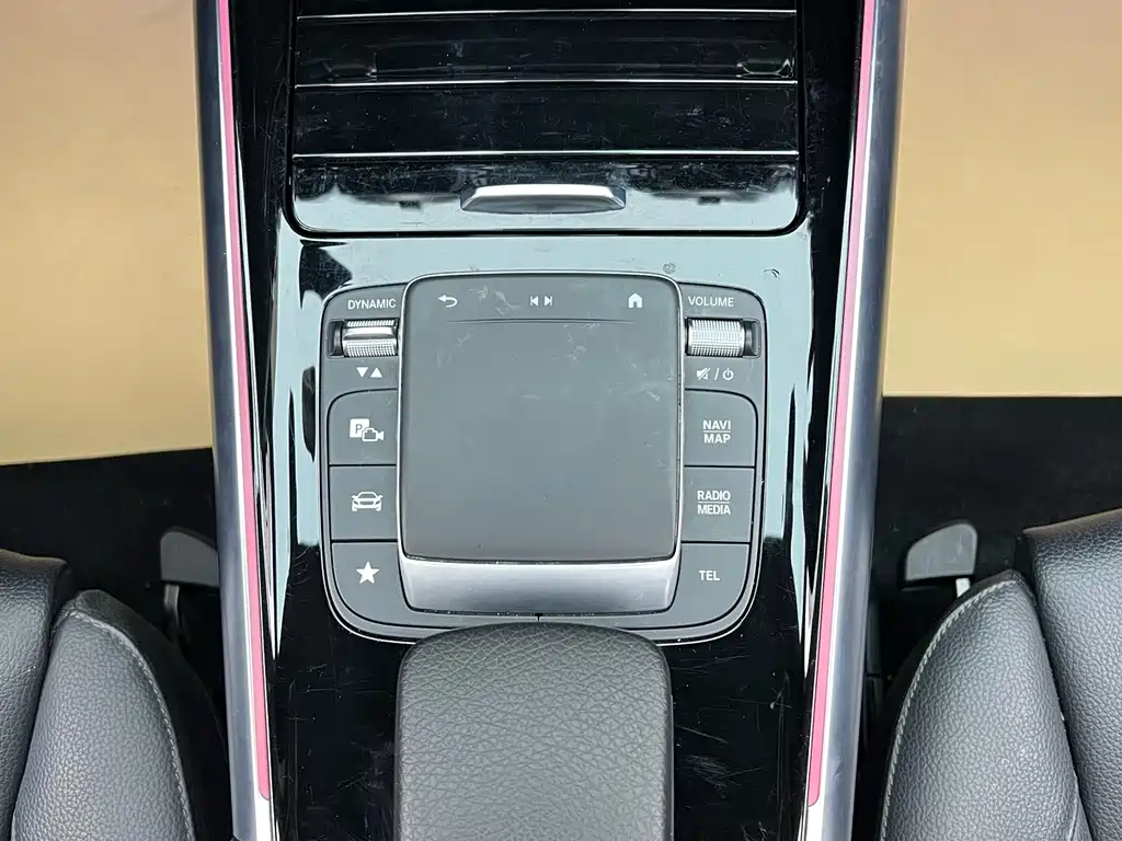 Mercedes-Benz GLA 2022 — фото 12