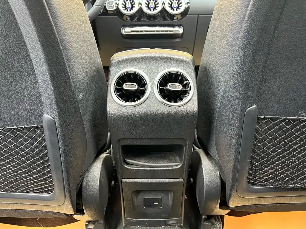 Mercedes-Benz GLA 2022 — фото 25
