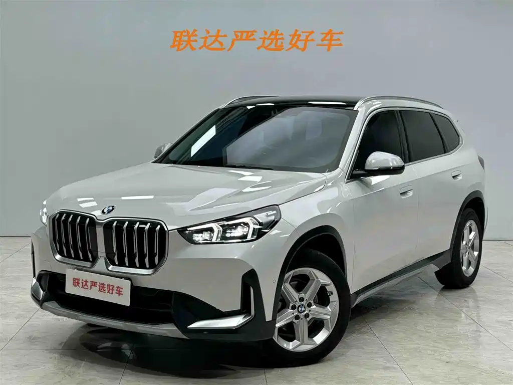 BMW X1 2023 — фото 1