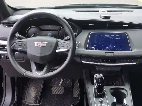 Cadillac XT4 2021