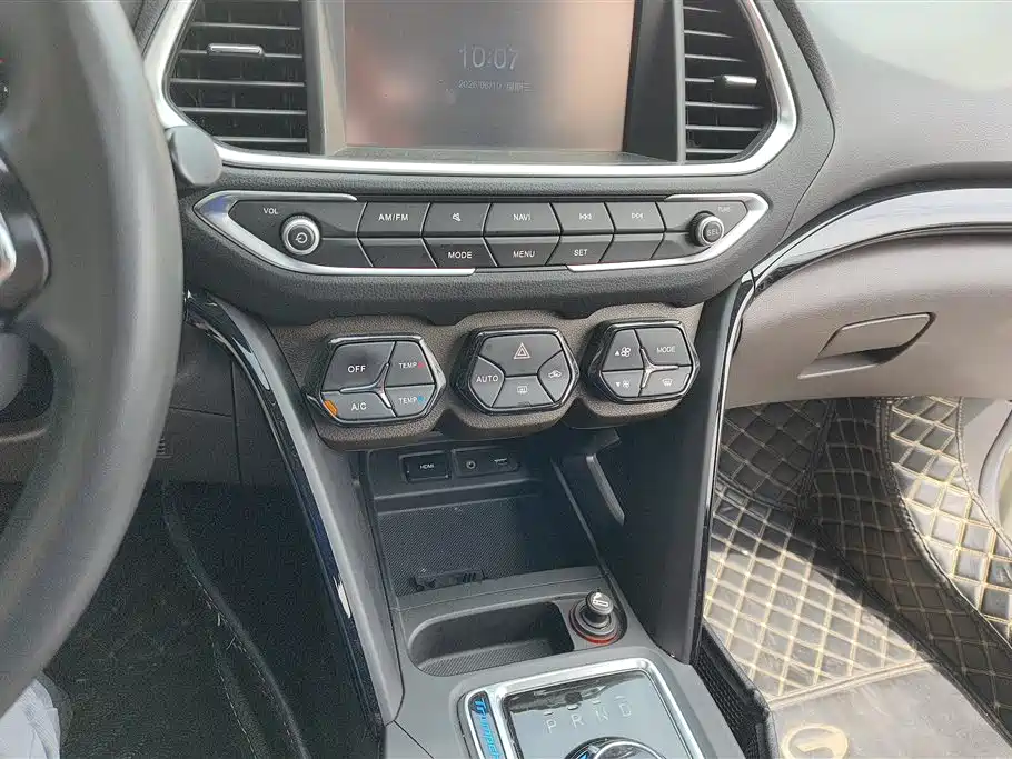 GAC Motor GS4 Hybrid 2018 — фото 13