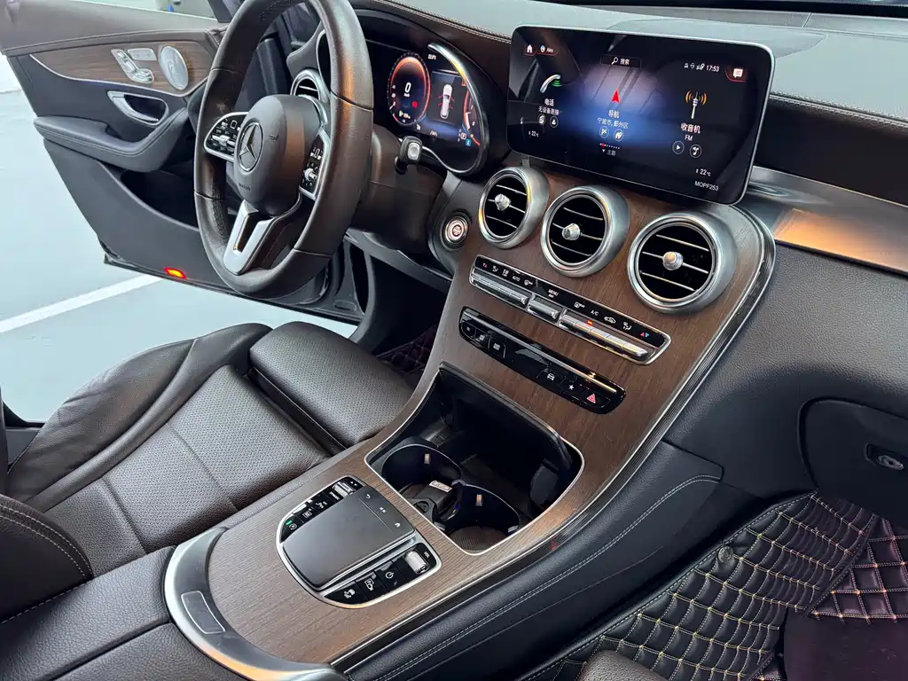 Mercedes-Benz GLC 2021 — фото 13