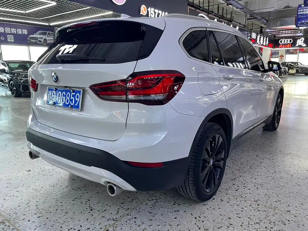 BMW X1 2022 — фото 6