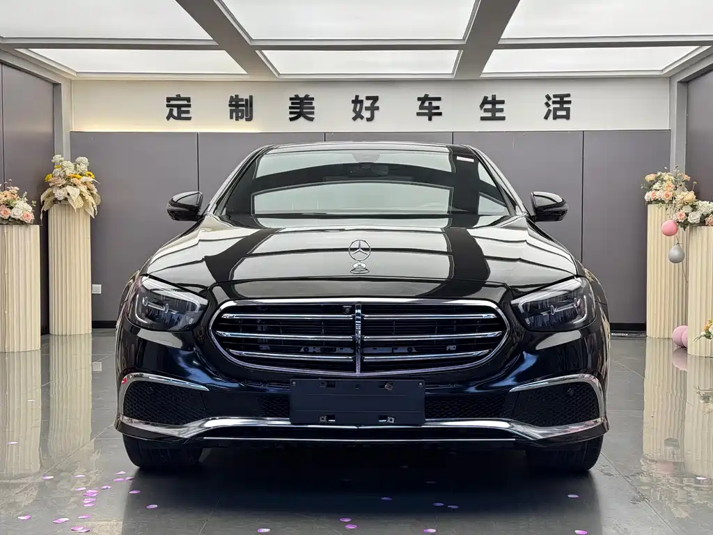 Mercedes-Benz E-Class 2022 — фото 2