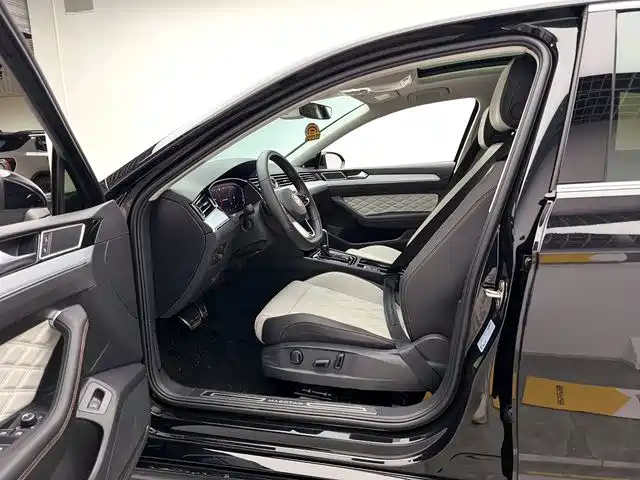 Volkswagen Magotan 2026