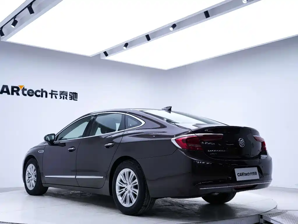 Buick LaCrosse 2018 — фото 13