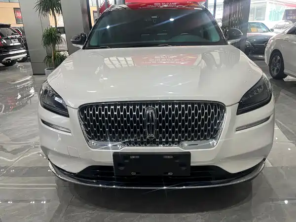 Lincoln Corsair 2021