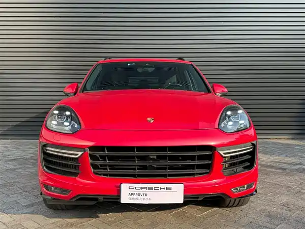 Porsche Cayenne 2016