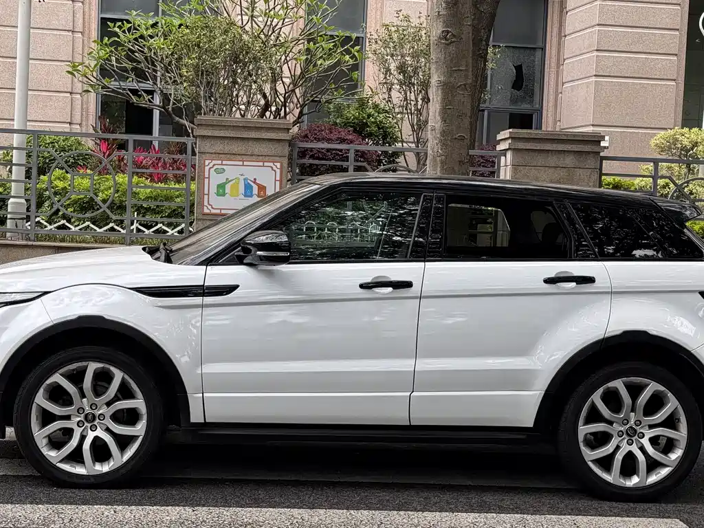 Land Rover Evoque 2013 — фото 3