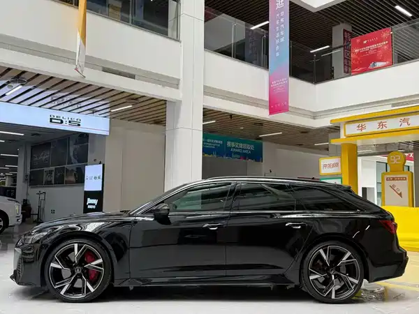 Audi RS 6 2022