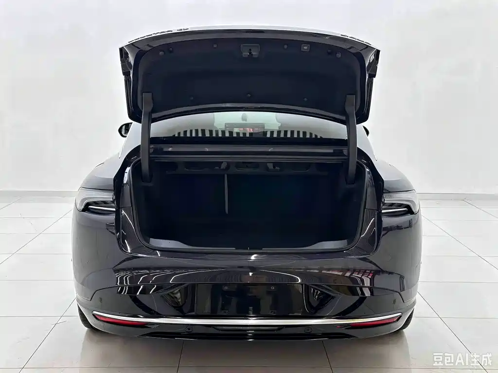 Buick Zhijing L7 2025 — фото 3