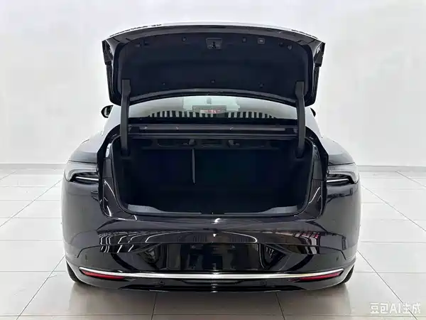 Buick Zhijing L7 2025