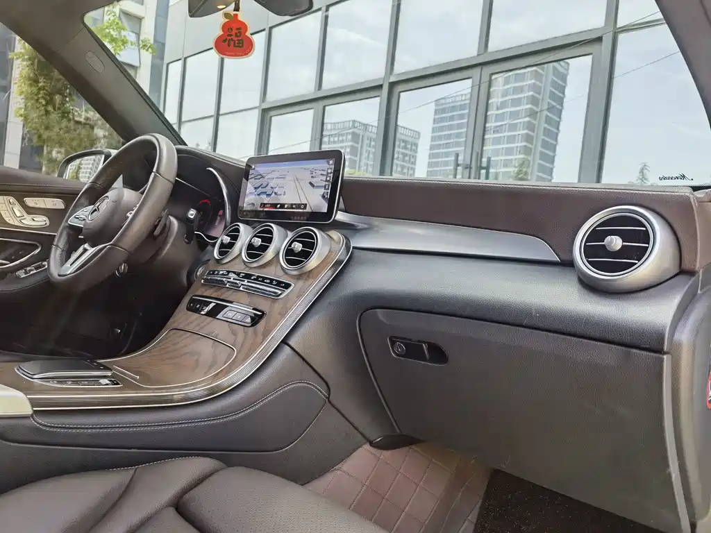 Mercedes-Benz GLC 2020 — фото 12
