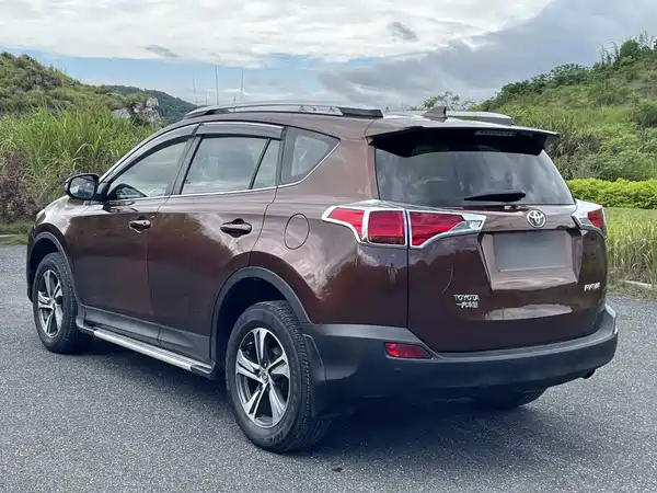 Toyota RAV4 2016