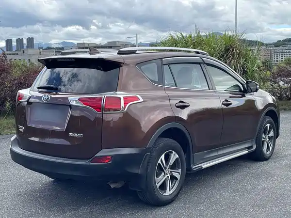 Toyota RAV4 2016