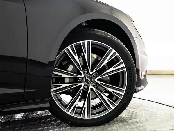 Audi A6L 2025