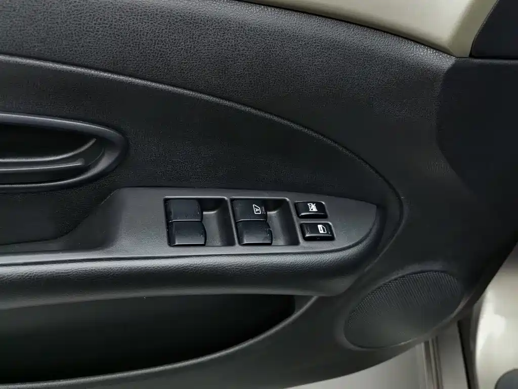 Nissan Sylphy 2018 — фото 9