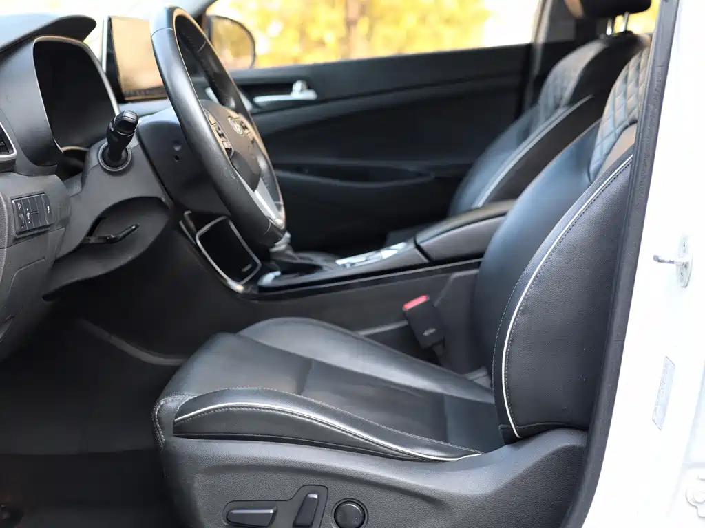Hyundai Tucson 2020 — фото 14
