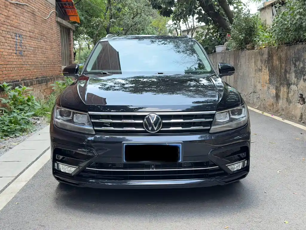 Volkswagen Tiguan L 2021 — фото 8