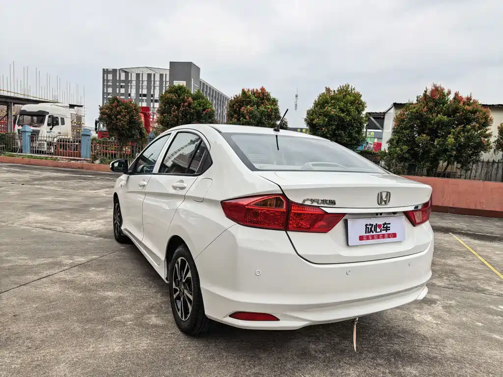 Honda City 2017 — фото 7