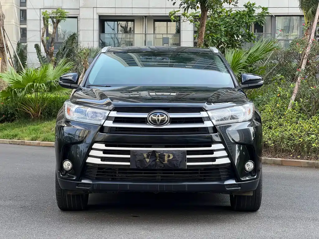 Toyota Highlander 2020 — фото 2