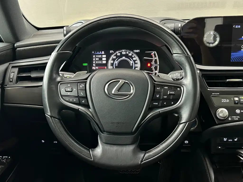 Lexus ES 2022 — фото 25