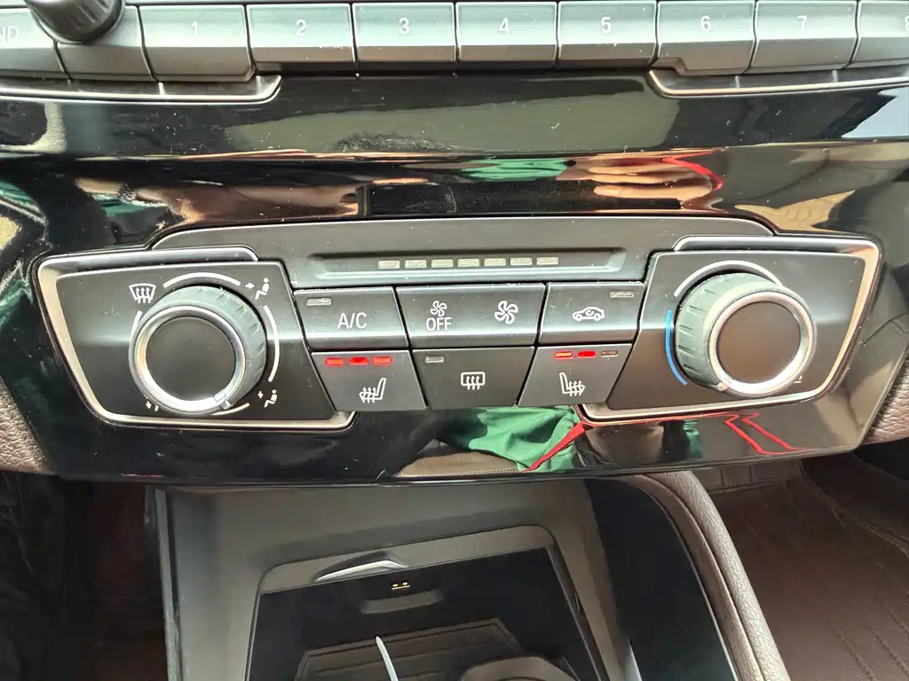 BMW X1 2021 — фото 14