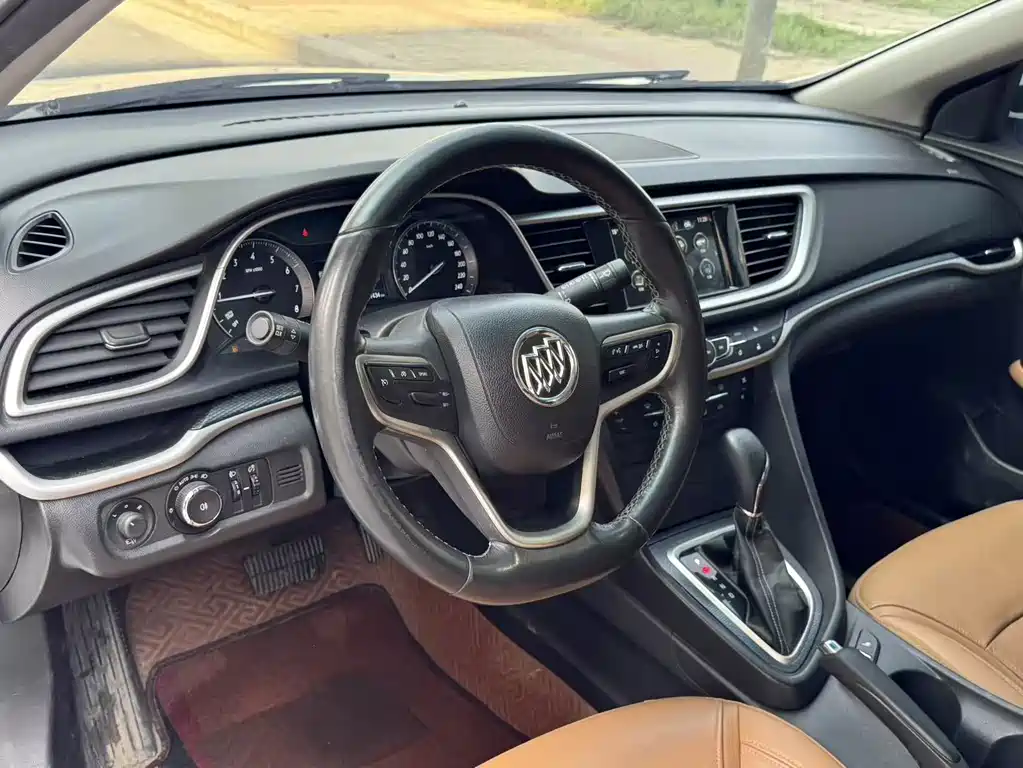 Buick Excelle 2018 — фото 7