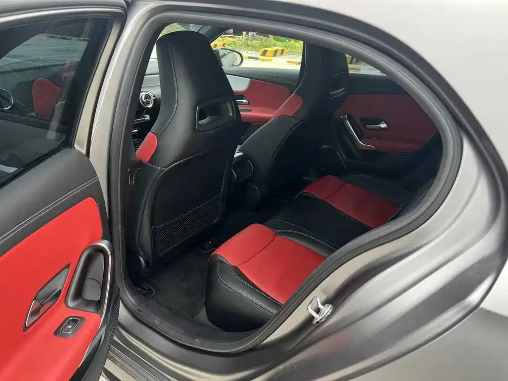 Mercedes-Benz A-Class AMG 2022 — фото 4