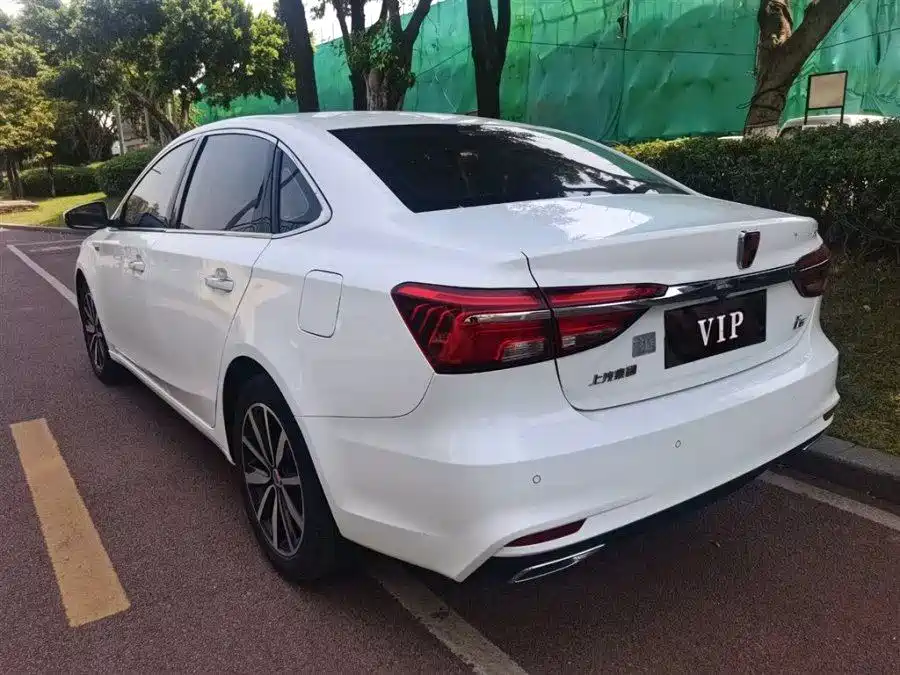 Roewe i6 Classic 2017 — фото 10