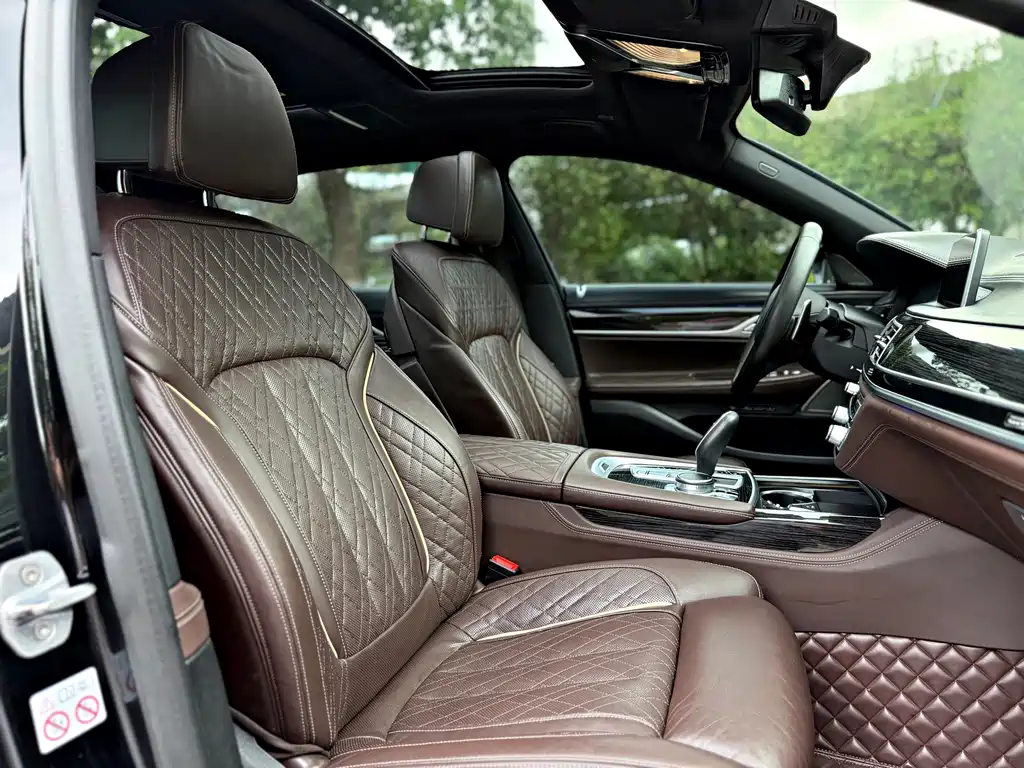 BMW 7 Series 2020 — фото 15