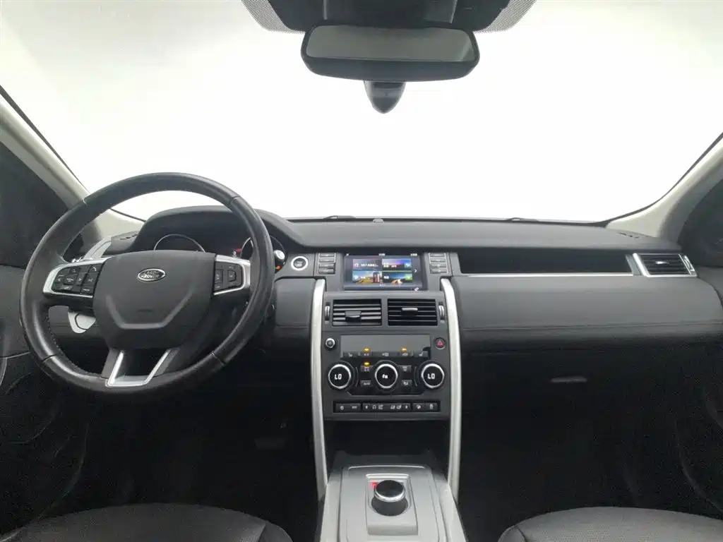 Land Rover Discovery Sport 2018 — фото 5
