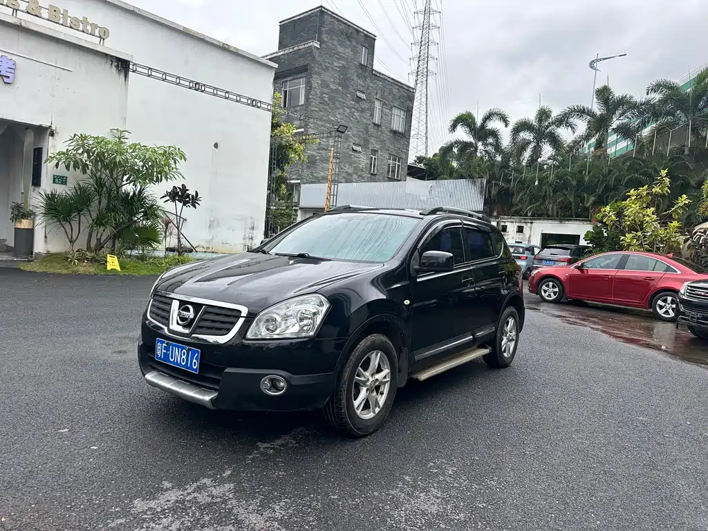 Nissan Fresco 2009