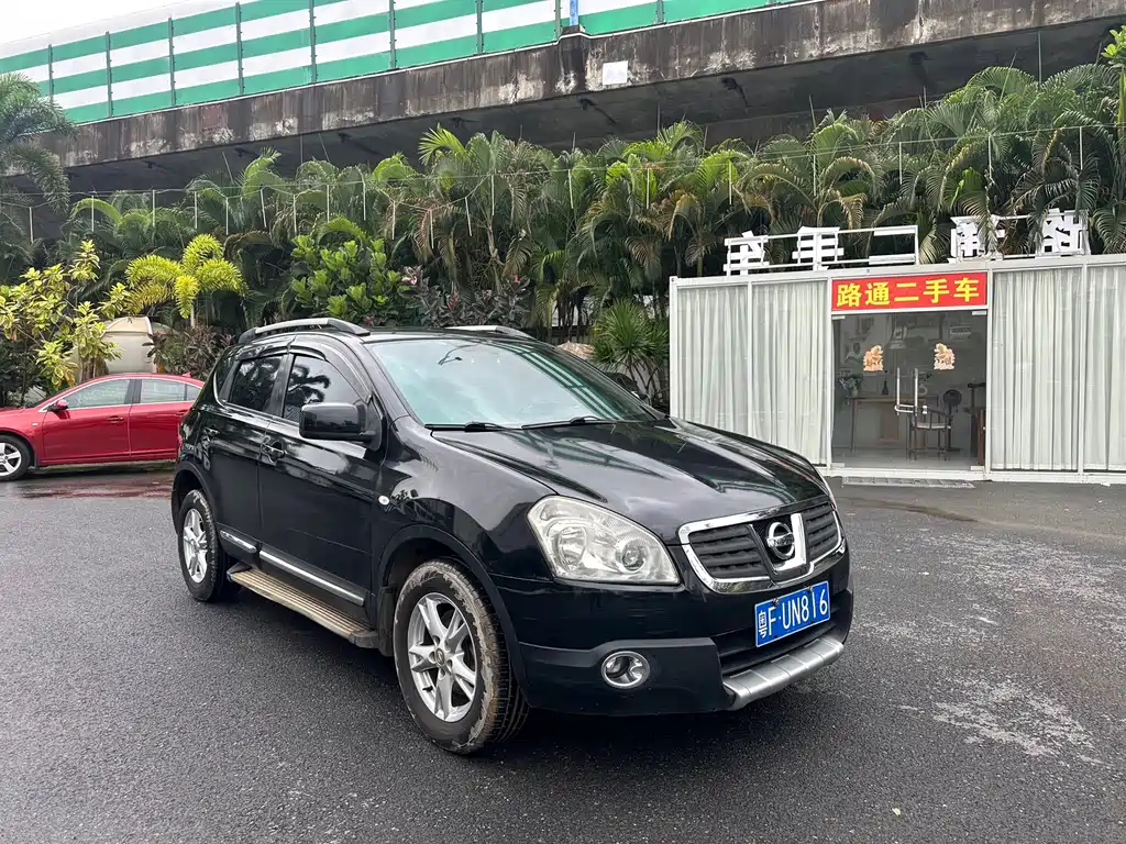 Nissan Fresco 2009