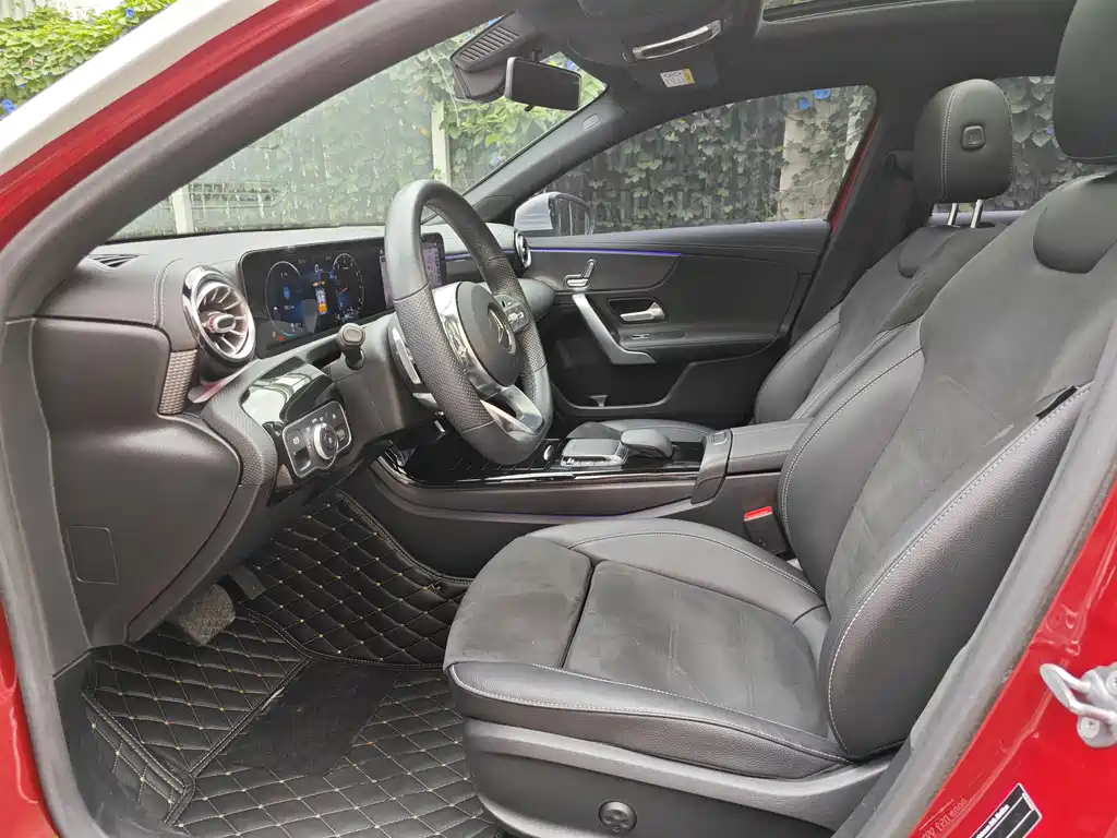 Mercedes-Benz A-Class 2020 — фото 14