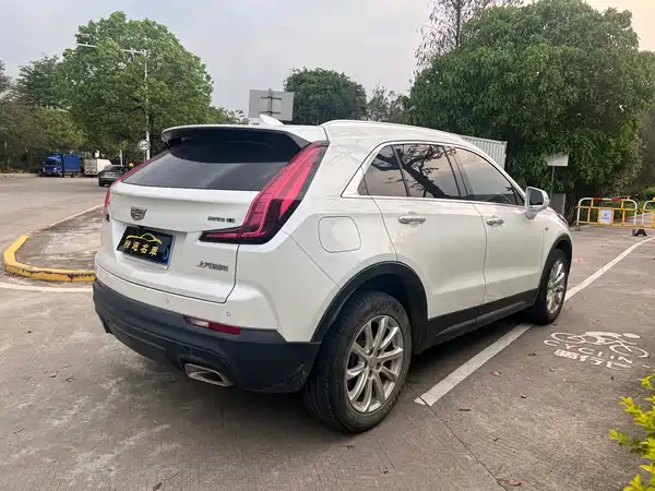 Cadillac XT4 2021