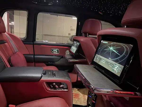 Rolls-Royce Cullinan 2020