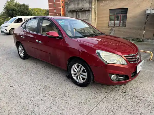 Hyundai Yuedong 2011